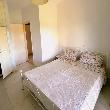 Eleni Studio Agios Georgios Pagon